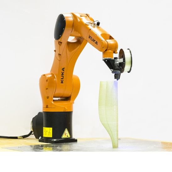 Impress&otilde;es 3D - Impress&atilde;o 3D de pl&aacute;sticos com um rob&ocirc; Kuka ()